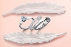 钻石小鸟十月结婚季 三指环套系解锁求婚